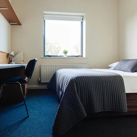 Hotel Dcu Glasnevin 2*